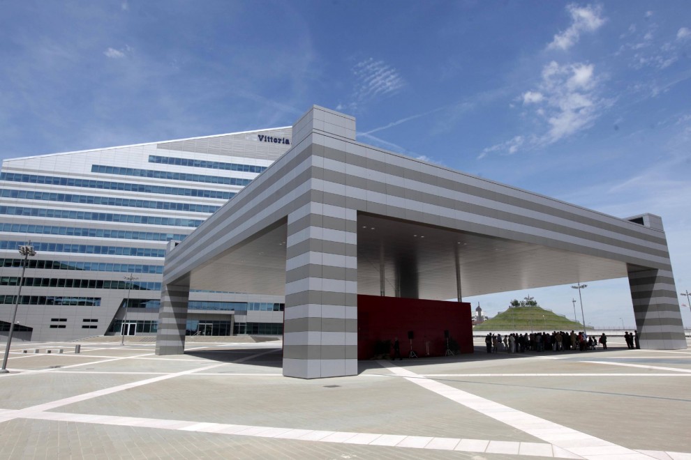 milano con bambini piazza gino valle